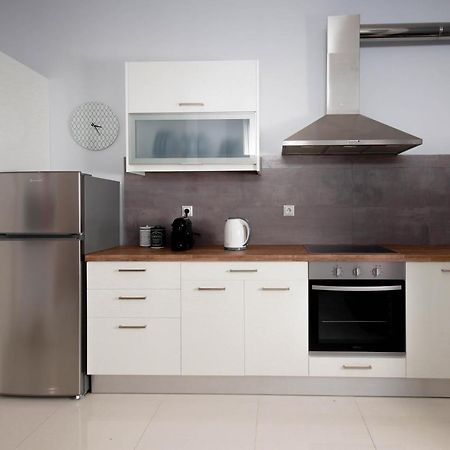 Twin Lofts Ταξιαρχών, A Kalamatastay Property Εξωτερικό φωτογραφία