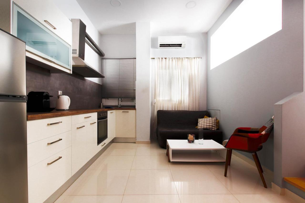 Twin Lofts Ταξιαρχών, A Kalamatastay Property Εξωτερικό φωτογραφία