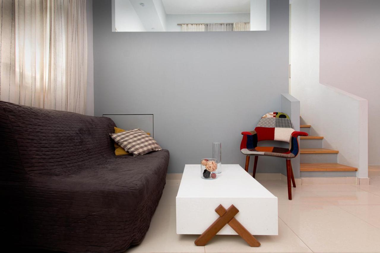 Twin Lofts Ταξιαρχών, A Kalamatastay Property Εξωτερικό φωτογραφία